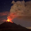 Hoạt động hàng không tại Mexico bị ảnh hưởng do núi lửa phun trào