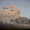 Chile quyết định hạ mức báo động đối với núi lửa Calbuco