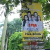 Hình ảnh ca sỹ Đàm Vĩnh Hưng in trên chiếc tấm băng-rôn quảng cáo cho chương trình ca nhạc “Người tình mùa Đông” bỗng xuất hiện hai chữ “Vi phạm.” (Nguồn: Vietnam+)