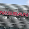 Biểu tượng của Nissan tại trụ sở của hãng ở Yokohama (Nhật Bản). (Ảnh: AFP/TTXVN) 
