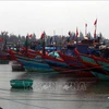 Tàu, thuyền vào neo đậu ở âu thuyền Cửa Sót huyện Lộc Hà. (Ảnh: Công Tường/TTXVN)