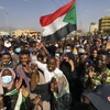 Người dân Sudan tuần hành phản đối cuộc đảo chính quân sự tại Khartoum, ngày 25/10/2021. (Ảnh: AFP/TTXVN)