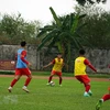 U23 Việt Nam ưu tiên lối chơi nhanh một chạm. (Ảnh: Trần Long/TTXVN)