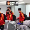 Các cầu thủ Việt Nam đã đặt chân tới Tokyo (Ảnh: Đào Thanh Tùng/TTXVN) 