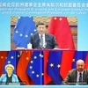 Chủ tịch Trung Quốc Tập Cận Bình, Chủ tịch Ủy ban châu Âu Ursula von der Leyen và Chủ tịch Hội đồng châu Âu Charles Michel tại Hội nghị các nhà lãnh đạo Trung Quốc - EU lần thứ 23 diễn ra trực tuyến, ngày 1/4/2022. (Ảnh: THX/TTXVN)