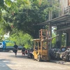 Các bãi sửa xe tự phát nằm trong khu dân cư thuộc tổ 47, khu vực 9, phường Đống Đa, thành phố Quy Nhơn khiến người dân bức xúc, kiến nghị cơ quan chức năng xử lý dứt điểm. (Ảnh: Tường Quân/TTXVN)
