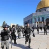 Lực lượng an ninh Israel được triển khai tại đền thờ Al-Aqsa ở Jerusalem ngày 15/4. (Ảnh: THX/TTXVN)