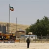 Binh sỹ Iraq gác tại cửa khẩu Mandili ở biên giới Iraq-Iran ngày 11/7. (Ảnh: AFP/TTXVN) 