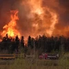 Canada mong mưa để giúp "hạ nhiệt" nỗ lực kiểm soát cháy rừng