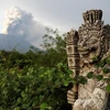 Indonesia: Bali chính thức cấm du khách lên núi thiêng