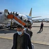Hành khách tại sân bay Kabul, Afghanistan, ngày 24/11/2021. (Ảnh: AFP/ TTXVN)