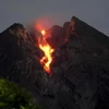 Núi lửa Merapi ở Indonesia phun nham thạch. (Nguồn: THX/TTXVN) 