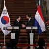 Tổng thống Yoon Suk Yeol và Thủ tướng Hà Lan Mark Rutte. (Nguồn: YONHAP News)