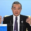 Bộ trưởng Ngoại giao Trung Quốc Vương Nghị phát biểu trong cuộc họp báo ở Bắc Kinh ngày 18/10/2023. (Ảnh: AFP/TTXVN)