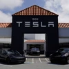 Một đại lý của Tesla ở California, Mỹ. (Ảnh: THX/TTXVN)