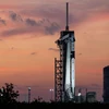 (Tư liệu) Tên lửa đẩy Falcon 9 của SpaceX trên bệ phóng tại Trung tâm vũ trụ Kennedy ở Florida, Mỹ. (Ảnh: THX/TTXVN)