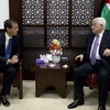 Tổng thống Chính quyền Palestine Mahmoud Abbas (phải) gặp lãnh đạo Liên minh Do Thái Isaac Herzog tại Ramallah, ngày 18/8/2015. (Nguồn: timesofisrael.com)