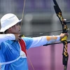 Cung thủ Đỗ Thị Ánh Nguyệt thi đấu tại Olympic Tokyo 2020, ngày 28/7/2021. (Ảnh: AFP/TTXVN)