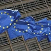 Cờ Liên minh châu Âu bên ngoài trụ sở Ủy ban châu Âu ở Brussels (Bỉ) ngày 5/5/2021. (Nguồn: reuters.com)