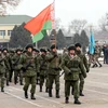 Binh sĩ gìn giữ hòa bình thuộc Tổ chức Hiệp ước An ninh tập thể (CSTO) tại buổi lễ kết thúc nhiệm vụ ở Almaty (Kazakhstan), ngày 13/1/2022. (Ảnh: AFP/TTXVN)