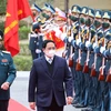 Thủ tướng Phạm Minh Chính đến thăm cán bộ, chiến sỹ Quân chủng Phòng không-Không quân. (Ảnh: Dương Giang/TTXVN)