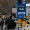Giá xăng dầu được niêm yết tại trạm xăng ở Ankara (Thổ Nhĩ Kỳ), ngày 7/3/2022. (Ảnh: THX/TTXVN)