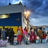 Người di cư trên đảo Lampedusa (Italy), ngày 14/5/2021. (Ảnh: AFP/TTXVN)