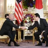 Thủ tướng Nhật Bản Kishida Fumio (phải) hội đàm với Tổng thống Mỹ Joe Biden ở Tokyo, ngày 23/5/2022. (Ảnh: Kyodo/TTXVN)