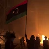 Người biểu tình Lybia phóng hỏa tòa nhà quốc hội ở Tobruk. (Nguồn: theguardian.com)