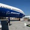 Máy bay Boeing 787-10 Dreamliner được giới thiệu tại Triển lãm hàng không Paris (Pháp), ngày 18/6/2017. (Ảnh: AFP/TTXVN)