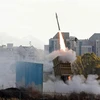 Hệ thống Vòm Sắt của Israel đánh chặn tên lửa bắn từ Dải Gaza, tại thành phố Ashdod (Israel), ngày 17/5/2021. (Ảnh: AFP/TTXVN)