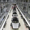 Dây chuyền lắp ráp xe ôtô của hãng Porsche ở Stuttgart, miền Nam Đức ngày 12/5/2020. (Ảnh: AFP/TTXVN)