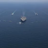 Tàu sân bay Abraham Lincoln của Mỹ tham gia cuộc tập trận chung với Lực lượng Phòng vệ trên biển (MSDF) của Nhật Bản ngày 12/4/2022. (Ảnh: Yonhap/TTXVN)