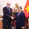 Bộ trưởng Ngoại giao Bùi Thanh Sơn tiếp cựu Thủ tướng Pháp Edouard Philippe. (Ảnh: Lâm Khánh/TTXVN)
