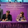 Việt Nam và Hong Kong đẩy mạnh hợp tác đào tạo văn hóa-nghệ thuật