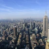 Các tòa nhà cao tầng tại New York (Mỹ), ngày 14/4/2023. (Ảnh: AFP/TTXVN)