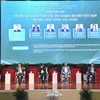 Các diễn giả thảo luận với chủ đề "Cơ hội và thách thức của các doanh nghiệp Việt Nam trong tiến trình hội nhập." (Ảnh: TTXVN)