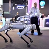Robot được trưng bày tại Triển lãm Di động Thế giới 2023 ở Barcelona (Tây Ban Nha). (Ảnh: AFP/TTXVN)