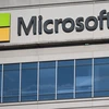 Biểu tượng của Microsoft tại văn phòng ở Chevy Chase, Maryland (Mỹ). (Ảnh: AFP/TTXVN)