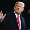 Cựu Tổng thống Donald Trump phát biểu tại một sự kiện ở Valdosta, bang Georgia (Mỹ). (Ảnh: AFP/TTXVN)