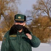 Biên phòng Lavia kiểm tra tại Piedruja (Latvia), biên giới với Belarus. (Ảnh minh họa: AFP/TTXVN)