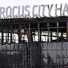 Nhà hát Crocus City Hall ở ngoại ô Moskva (Nga) cháy rụi sau vụ tấn công khủng bố, ngày 26/3/2024. (Ảnh: AFP/TTXVN)