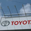 Biểu tượng Toyota Motor tại một đại lý của hãng ở Tokyo (Nhật Bản). (Ảnh: AFP/TTXVN)