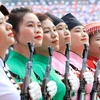 Nữ dân quân các dân tộc Tây Bắc tham gia diễu binh. (Ảnh: Lâm Khánh/TTXVN)