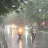 Phía Đông Bắc Bộ và Thủ đô Hà Nội có mưa rào và dông rải rác. (Ảnh: Huy Khánh/TTXVN)