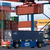 Cảng container ở Hamburg, miền Bắc Đức. (Ảnh: AFP/TTXVN)