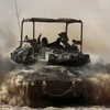 Xe quân sự Israel được triển khai ở miền Nam, gần biên giới với Dải Gaza, ngày 2/7/2024. (Ảnh: THX/TTXVN)