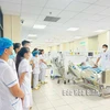 Bệnh nhân B.T.C nhập viện trong tình trạng suy hô hấp phải thở máy. (Nguồn: Báo Hòa Bình)