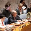 Tổng thư ký Liên hợp quốc Antonio Guterres (giữa) phát biểu trong phiên họp khẩn Hội đồng Bảo an Liên hợp quốc về tình hình Trung Đông, tại New York (Mỹ) ngày 2/10/2024. (Ảnh: THX/TTXVN)