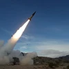 Loạt rocket do lực lượng Hezbollah vào trại tị nạn al-Mutla trên vùng đất do Israel chiếm đóng. (Ảnh: IRNA/TTXVN)